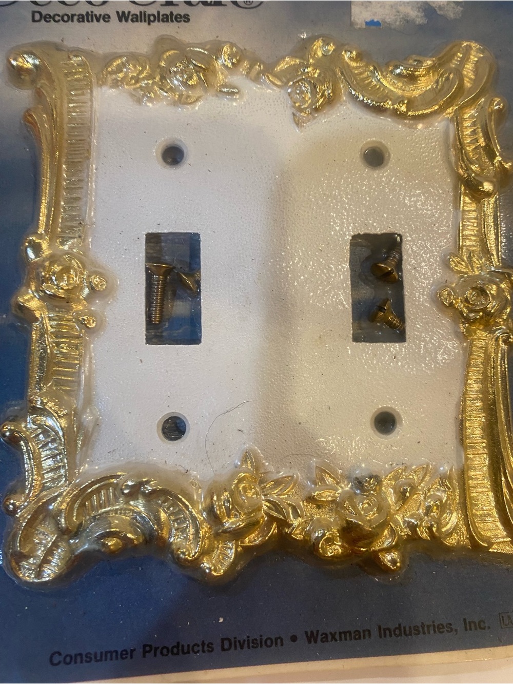 VTG DecoCraft Decorative Double Switch Plate Cover - Gold Ornate - Picture 3 of 6